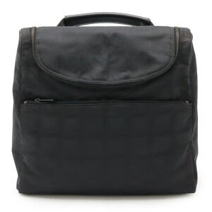 CHANEL Black Leather Shoulder Bag